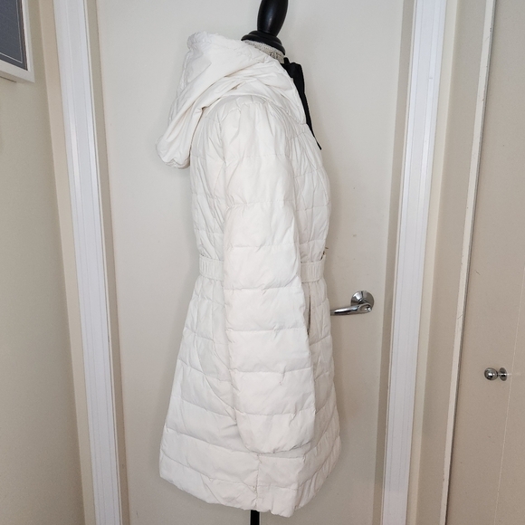 Tahari white stitched puffer coat - Picture 3 of 15